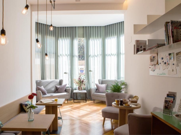 charming Hotel b&b Casa Mathilde In Barcelona