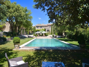 Villa Hautvallon - Luxury Hotel in Gordes, French Riviera & Provence