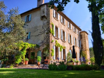 La Bastide des Grands Chênes - Bed and Breakfast in Lambesc, French Riviera & Provence