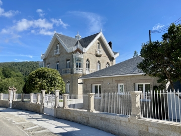 Villa Boutique 1880 - Boutique Hotel in A Ponte, Galicia