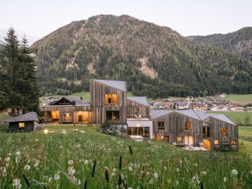 Bio Natur Refugium Blaslahof - Aparthotel in Gsies, South Tyrol